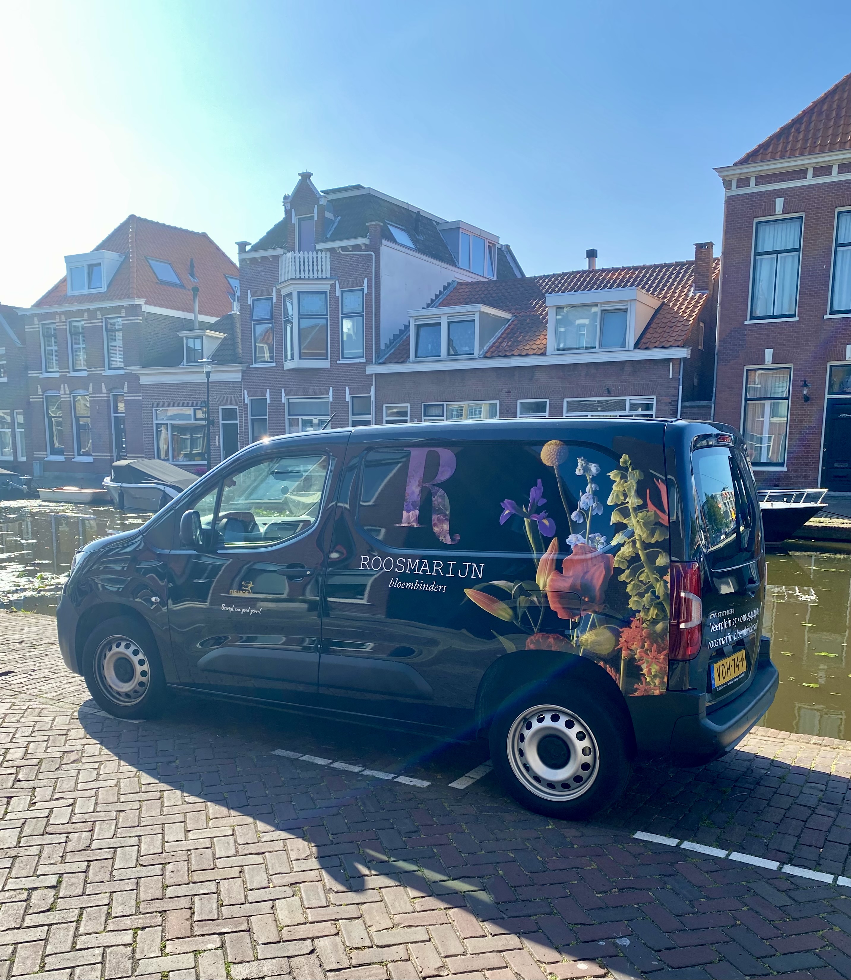 Roosmarijn Bloembinders bloemen bezorgen in Maassluis